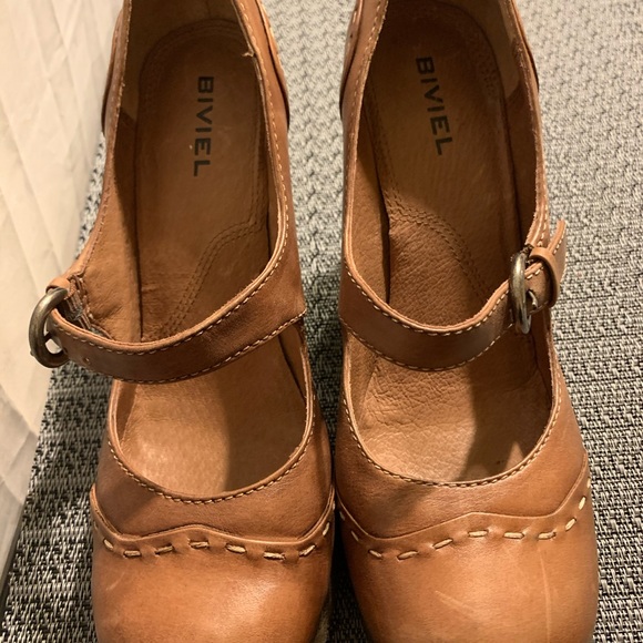 Biviel Brown Leather Mary Jane Wedge Size 8 EUR 38 - Picture 2 of 8